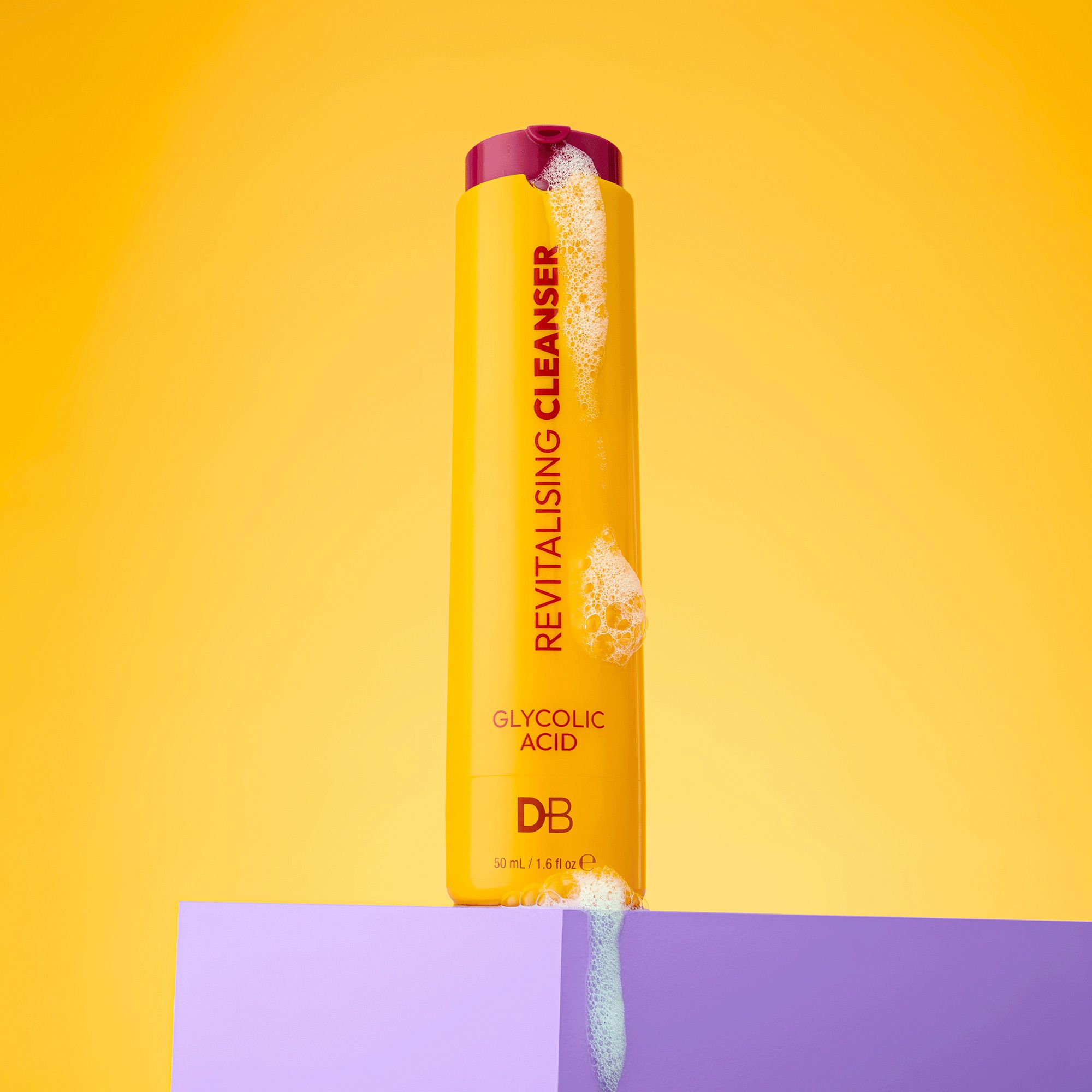 Revitalising Cleanser Glycolic Acid | DB Cosmetics | Lifestyle 01
