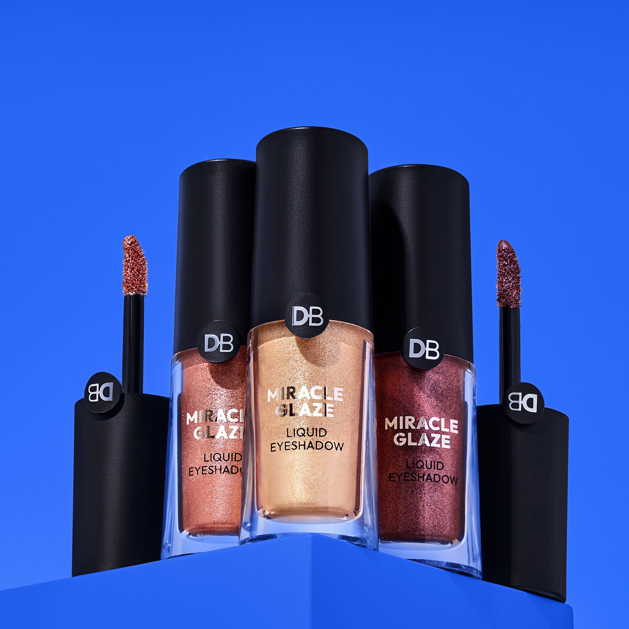 Miracle Glaze Liquid Eyeshadow | DB Cosmetics | Lifestyle 02